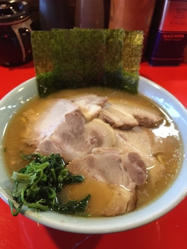 「チャーシュー麺中盛、硬め濃いめ」@介一家 うりゅうの写真
