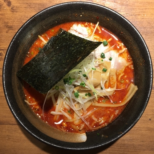 「辛味噌らーめん3辛880円＋シャキシャキ野菜餃子280円」@北海道らーめん 楓 鶴見店の写真