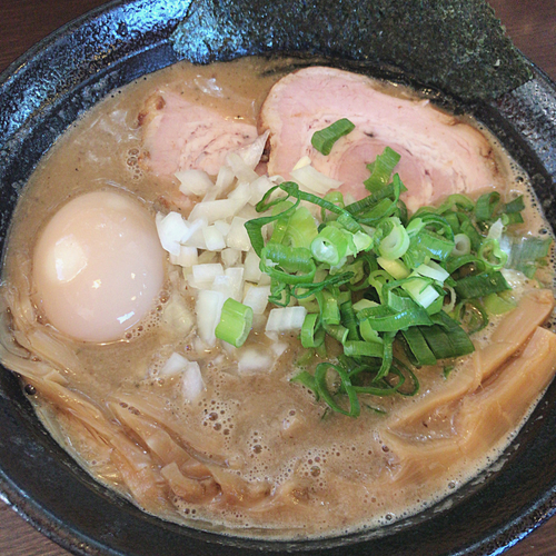 「塩そば　750円」@つけ麺 弥七の写真