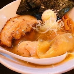 特製帆立塩らー麺1050円