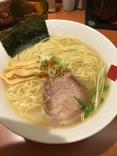 「塩中華そば」@東京の中華そば ちよがみの写真