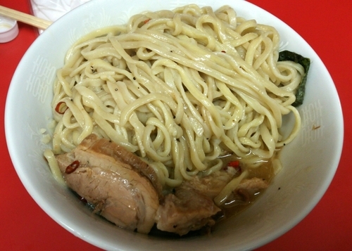 「【当日限定】塩油そば　ニンニク　700円」@ラーメン二郎 千住大橋駅前店の写真