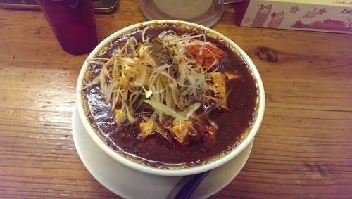 「辛っとろ麻婆麺、大盛、辛さ3」@辛っとろ麻婆麺 あかずきんの写真