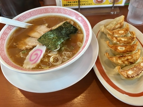 「二代目醤油らーめん司餃子セット ¥712」@幸楽苑 東小金井店の写真