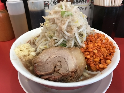 「ラーメン 730円 （全マシ）」@鷹の目 獨協大学前本店の写真
