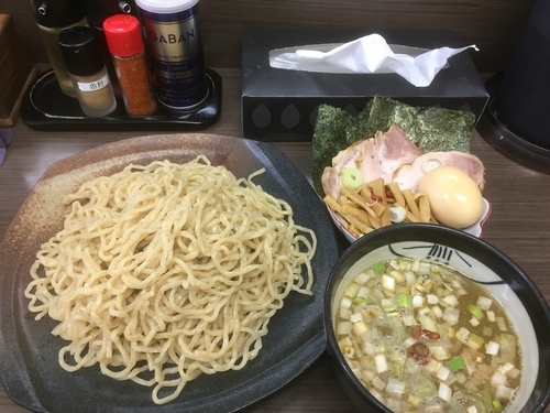 「特製つけそば大盛り」@頓知房の写真