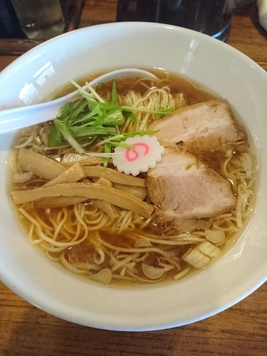 「中華そば 700円 麦ごはん(ランチサービス)」@中華ソバ 素和可の写真