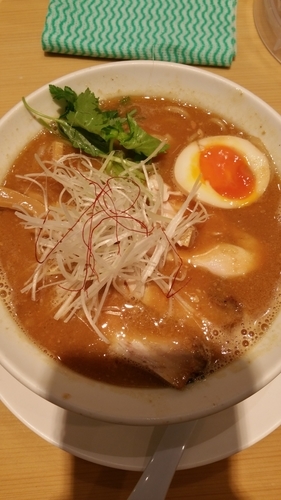 「濃厚味噌そば」@銀座 朧月 鶏処の写真