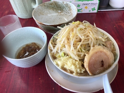 「がっつりらーめん300g(野菜、生にんにく、油)800円」@博多長浜らーめん 楓神の写真