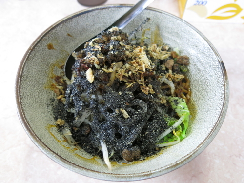 「汁のない担々麺：800円」@湯麺 破天荒の写真