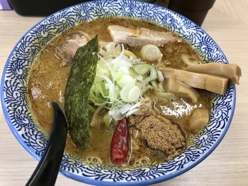 「濃厚狼煙カレーラーメン スパイシー」@狼煙 大宮店の写真