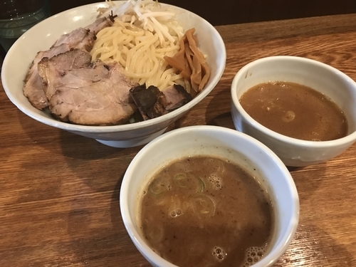 「二色つけめん」@神保町 可以の写真