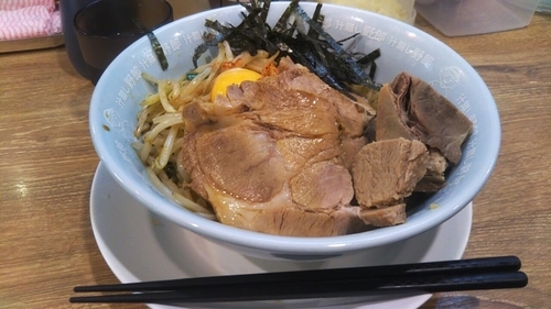 「汁なし豚野郎（固め）」@野郎ラーメン 川崎東口店の写真