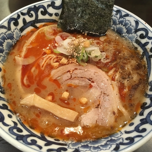 「辛旨らー麺」@東京駅 斑鳩の写真