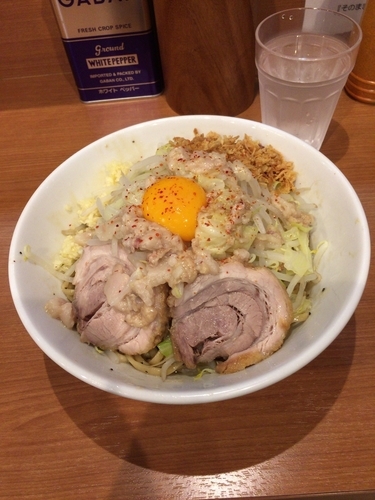 「小ラーメン 汁なし 麺固めにんにくマシあぶら」@ラーメンBoo Boo太郎。の写真