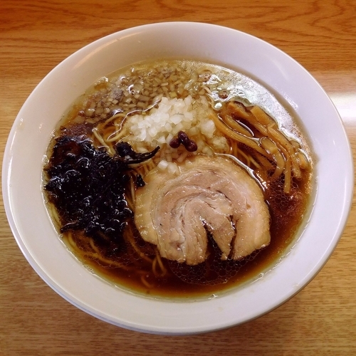 「醤油らーめん（たまご麺 650円）」@麺処 あずきの写真