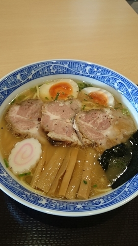 「特製中華そば」@中華そば 青葉 イオンモール東久留米店の写真