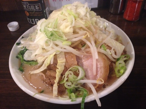 「ミニラーメン + 豚増し + れん草」@ちばから 渋谷道玄坂店の写真