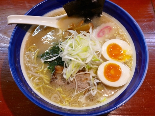 「鶏油塩そば¥850」@函館らーめん しお貫の写真