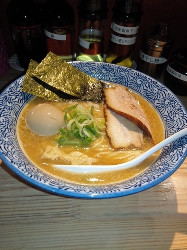 「濃厚煮干し中華そば(味玉)」@煮干し中華そば 麺屋 銀星 高円寺の写真