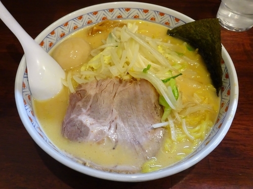 「おやじ麺（800円）＋大盛（100円）＋味付玉子（100円）」@北海道らーめん おやじ 町田店の写真