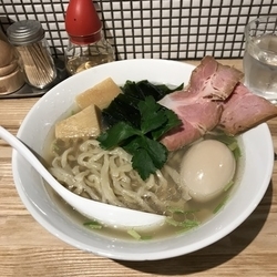 味玉貝塩ラーメン