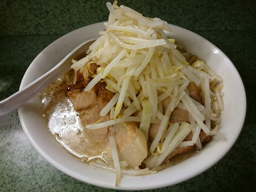 「小ラーメン」@ラーメン二郎 新宿小滝橋通り店の写真