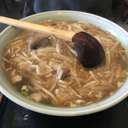 モヤシソバ (大盛)   570円+90円