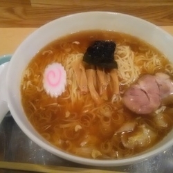 ワンタン麺