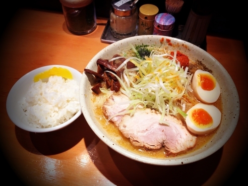「特製辛バリ味噌ラーメンセット」@つじ田 味噌の章の写真