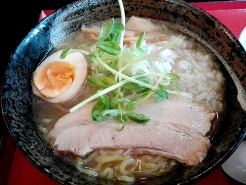 「淡麗煮干し中華そば」@ラーメンハウスにぼ兄弟の写真