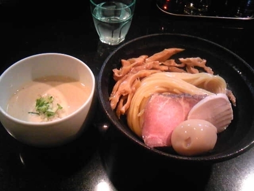 「（限定）冷しホワイトつけ＋メンマ＋味玉」@七福軒の写真