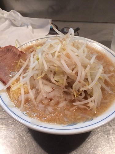 「小らーめん タマネギ ニンニク」@らーめん大 汐留店の写真