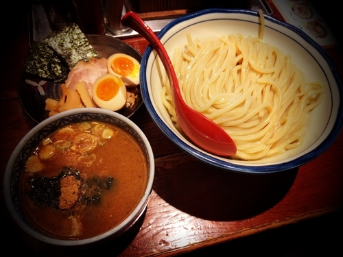 「三田盛りランチ特大（茹で上がり800g）1,100円」@つけ麺専門店 三田製麺所 神田店の写真
