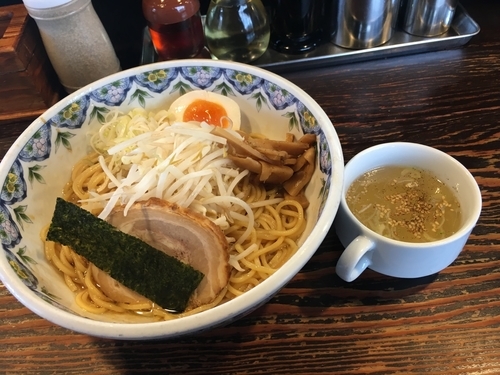 「油麺 大 (スープ付) ¥750」@油麺専門店 江川亭 三鷹大沢店の写真