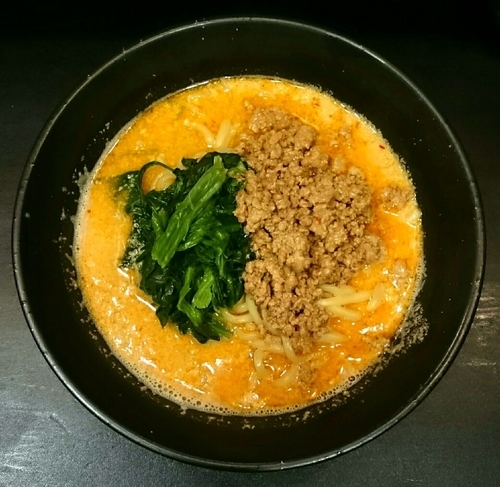 「護摩龍」@地獄の担担麺 護摩龍 百人町総本山の写真