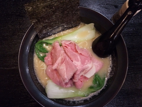 「鮮魚白湯そば＋牡蠣玉」@布施丿貫の写真