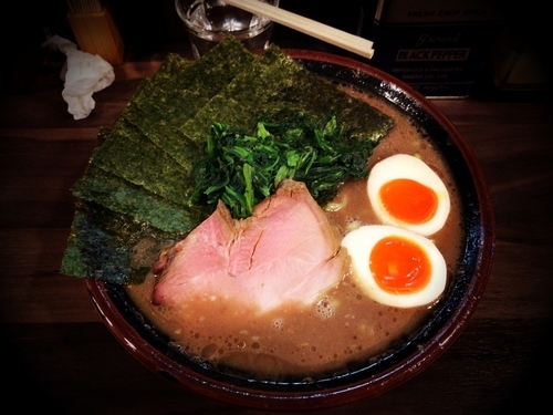 「のり玉ラーメン大盛」@神田ラーメン わいず 神田本店の写真