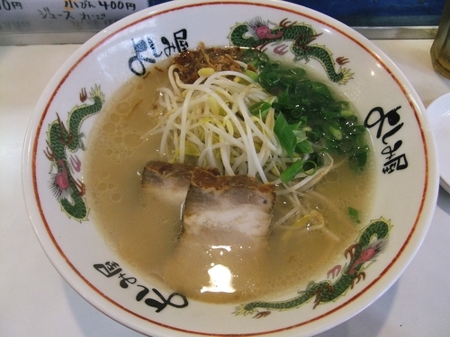 「ラーメン（小）（400円）」@よしみ屋の写真