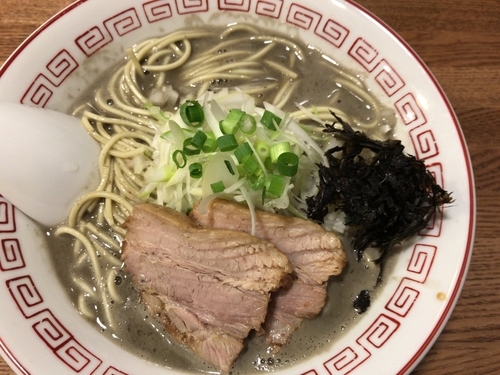 「夜の限定:極濃厚煮干しそば850円」@煮干中華そば専門 煮干丸の写真