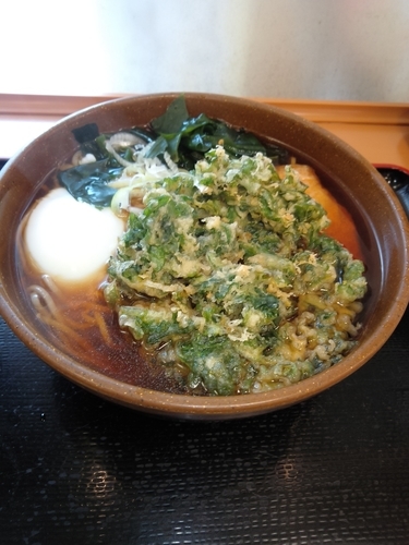 「朝そば きつね（+春菊天）」@名代 富士そば 阿佐ヶ谷店の写真