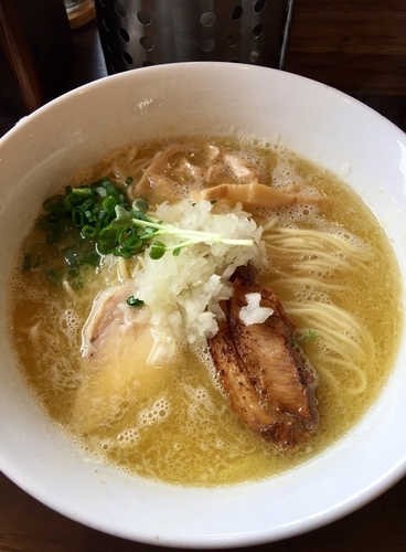 「濃厚鶏塩そば 700円」@麺屋 くまがいの写真