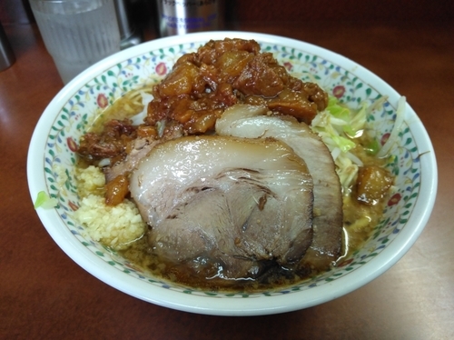「つけ味　麺少なめ」@ラーメン二郎 めじろ台法政大学前店の写真