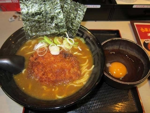 「タレカツカレーらーめん（普通盛り）　813円」@麺屋ここいち うまこくカレーらーめん 秋葉原店の写真