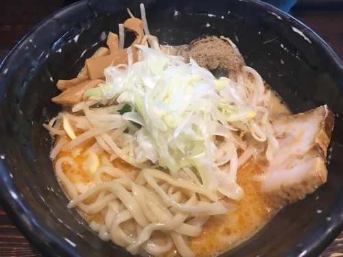 「ラーメン800円」@麺や 蒼 AOIの写真