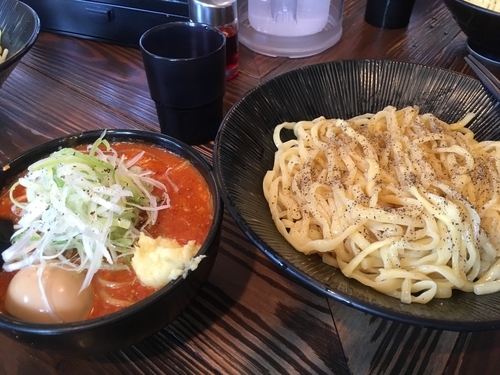 「辛味味噌つけ麺 大盛り 味玉 サービス 生姜 ¥800」@大塚屋の写真