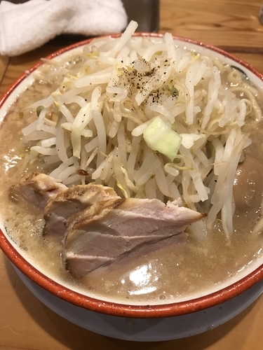 「麺少なめ、味玉付き」@らーめん バリ男 日本橋店の写真