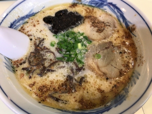 「ラーメン600円」@熊本ラーメン こむらさき 上通中央店の写真