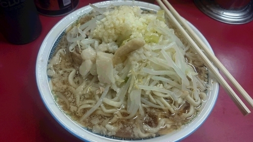 「小豚　にんにく脂」@ラーメン二郎 目黒店の写真