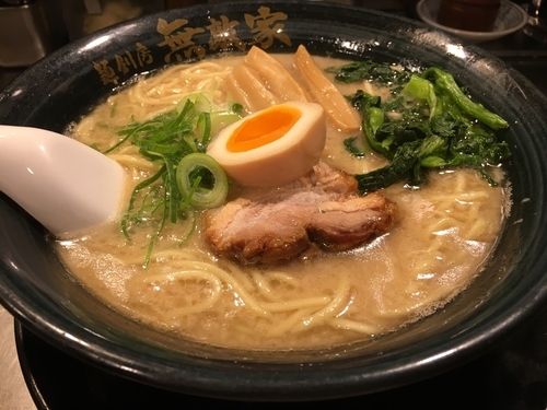 「本丸麺（大盛）」@麺創房 無敵家の写真